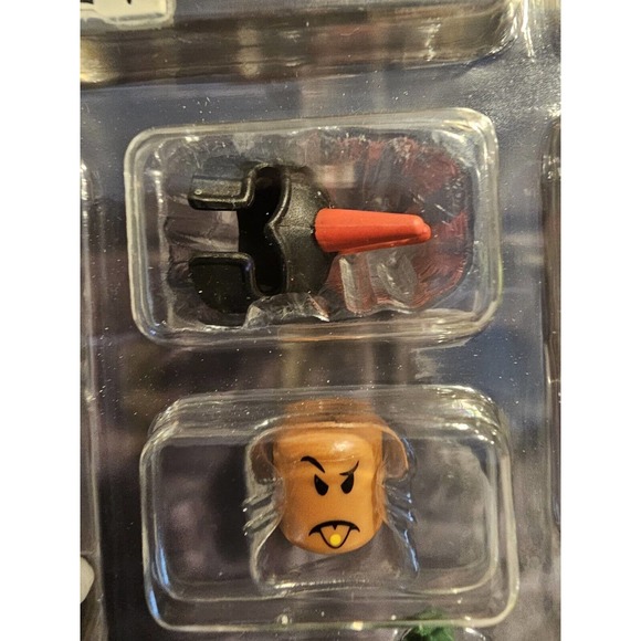 Roblox Avatar Shop Punk's Not Dead! Action Figure w/Zombie Plush Backpack Code - Picture 10 of 11